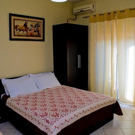 Hotel 4 Stinet วญอเรอ ภายนอก รูปภาพ