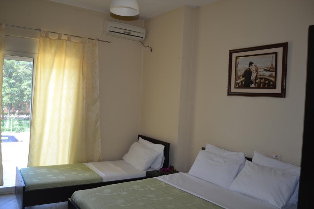 Hotel 4 Stinet วญอเรอ ภายนอก รูปภาพ