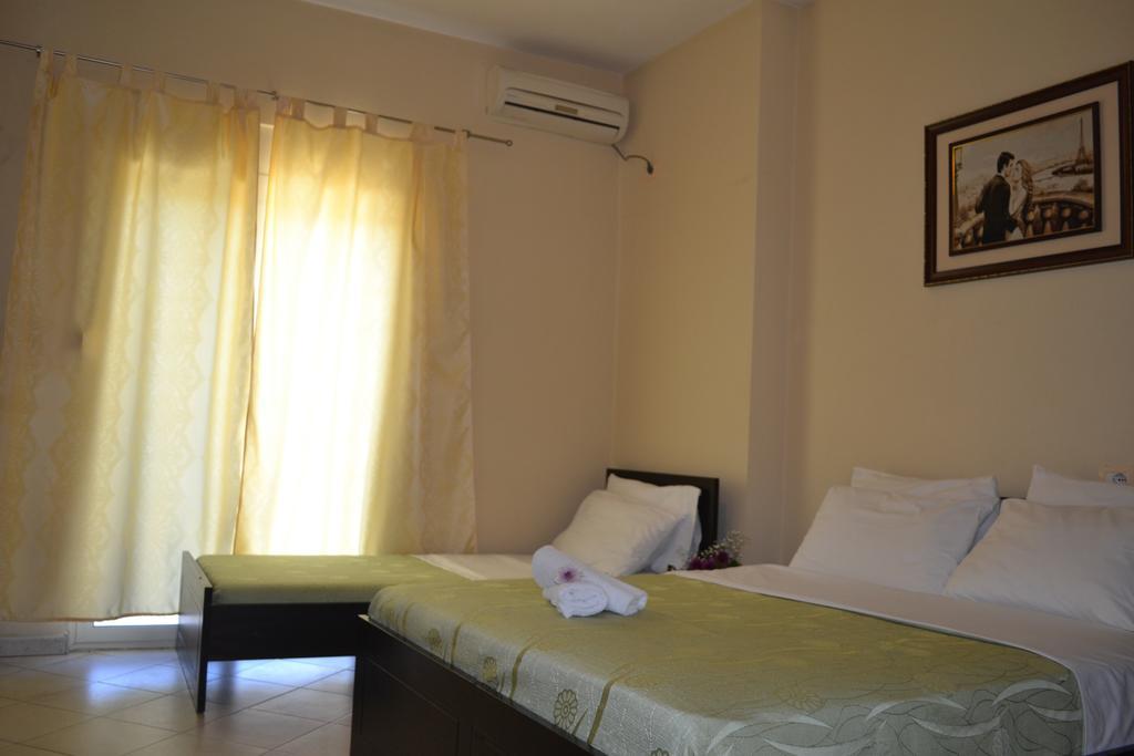 Hotel 4 Stinet วญอเรอ ภายนอก รูปภาพ