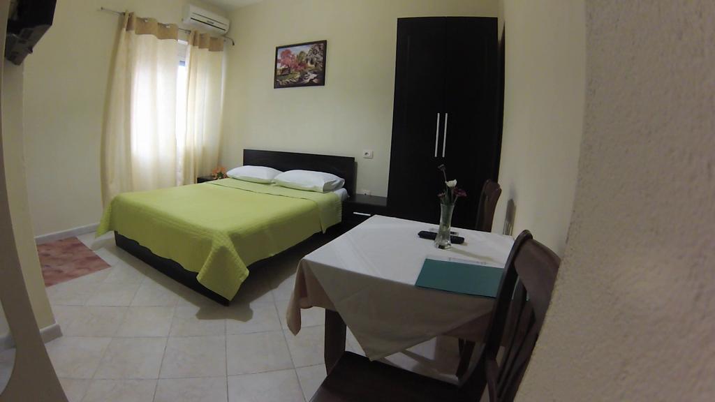 Hotel 4 Stinet วญอเรอ ภายนอก รูปภาพ