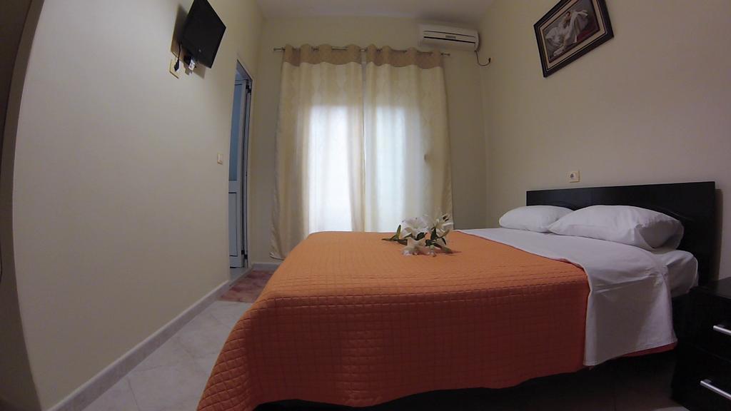 Hotel 4 Stinet วญอเรอ ภายนอก รูปภาพ
