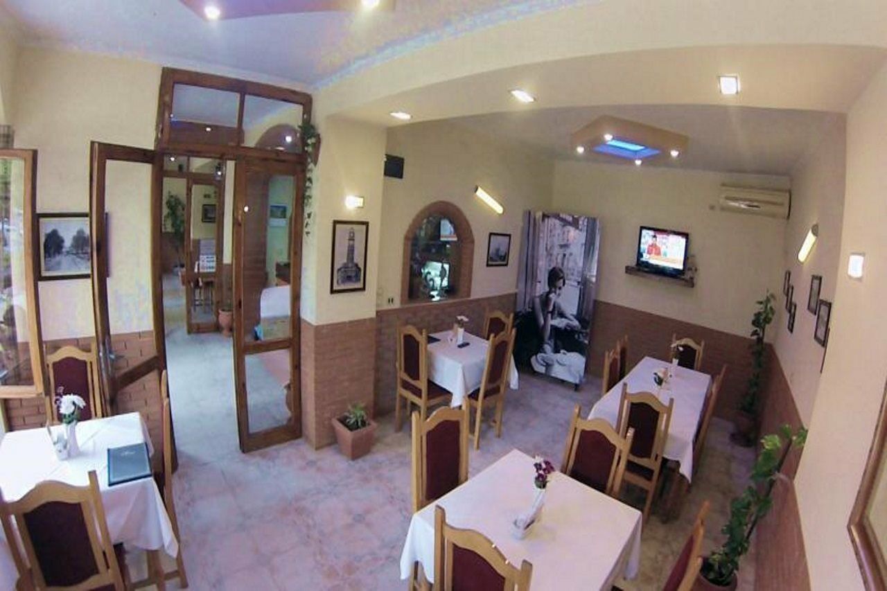 Hotel 4 Stinet วญอเรอ ภายนอก รูปภาพ