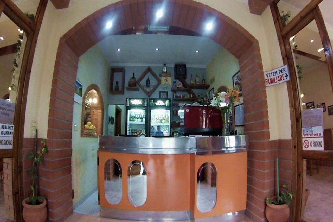 Hotel 4 Stinet วญอเรอ ภายนอก รูปภาพ
