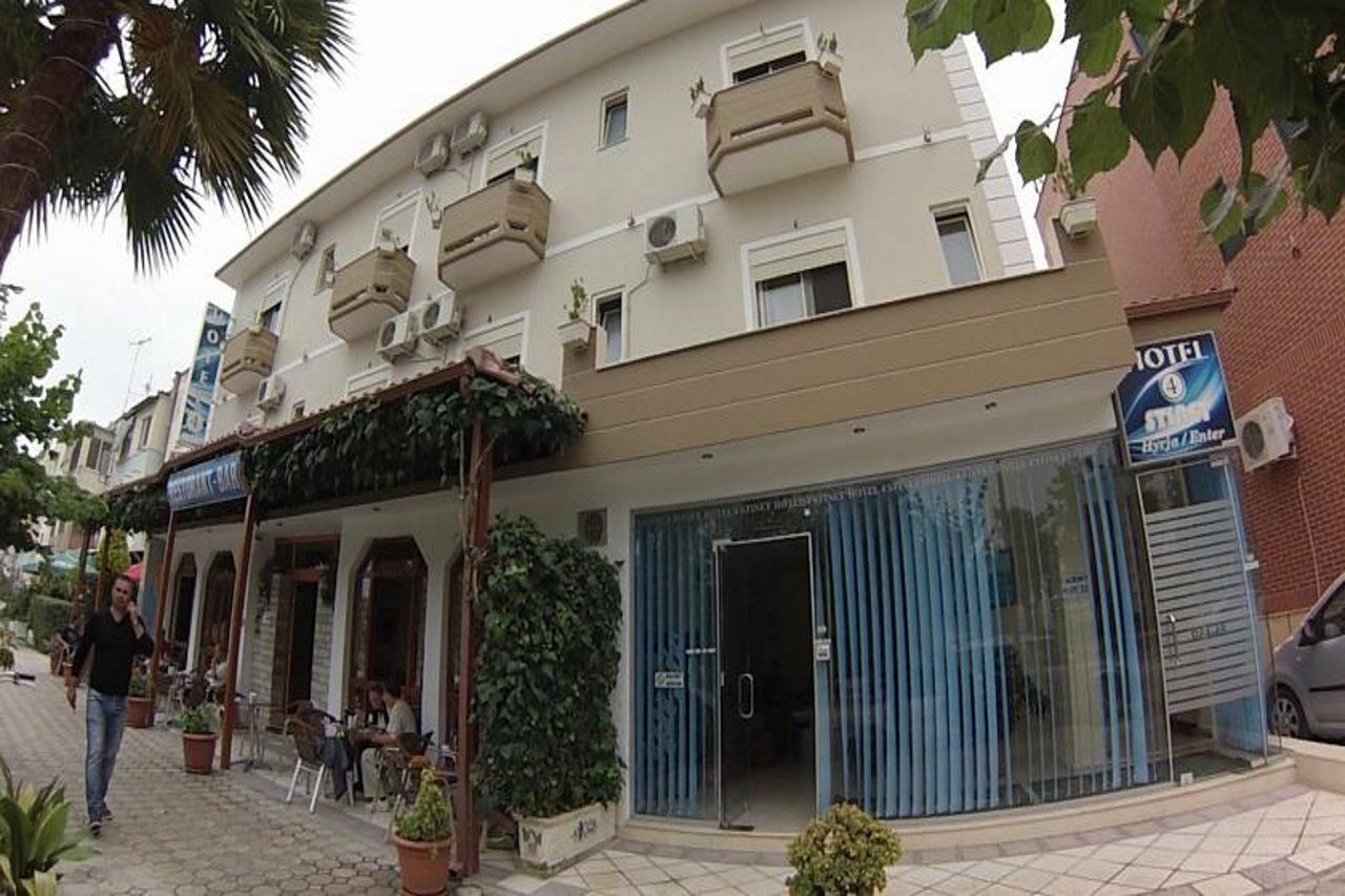 Hotel 4 Stinet วญอเรอ ภายนอก รูปภาพ